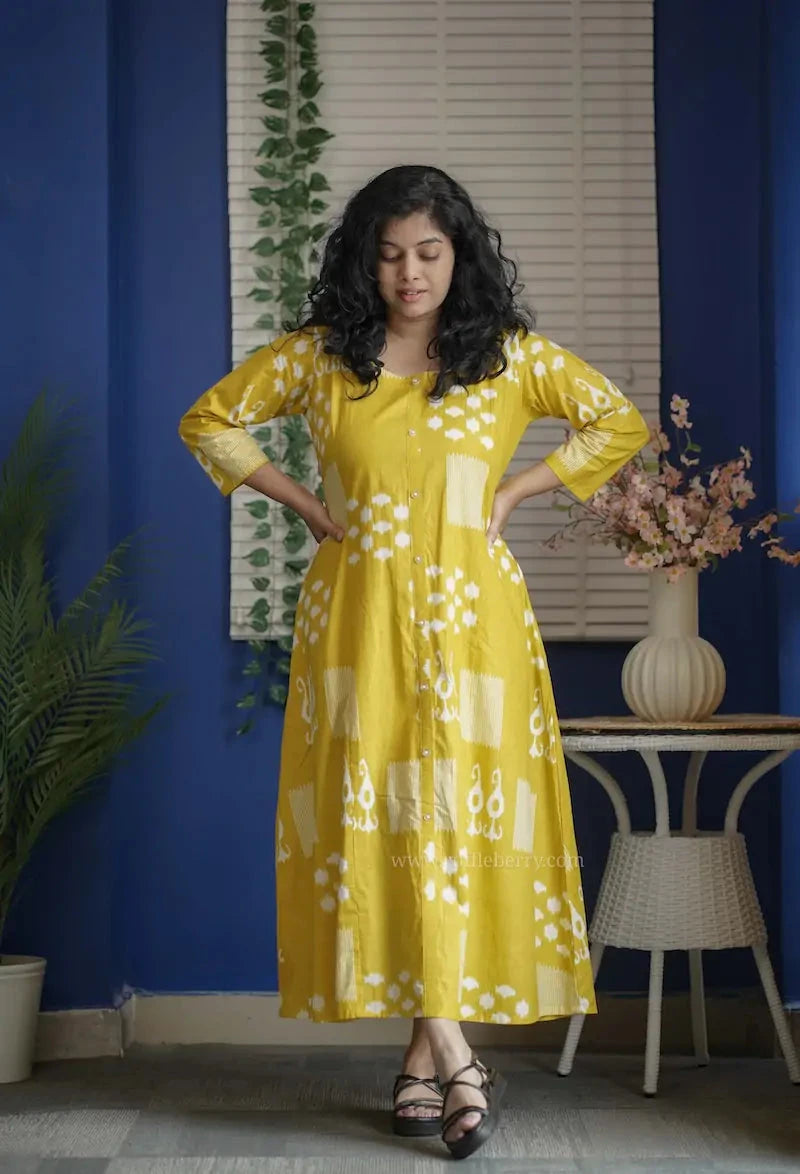 Augusta Bumble Yellow Cotton Aline Dress