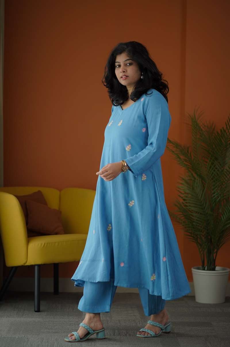 kriti embroidered cotton co-ord set image 1