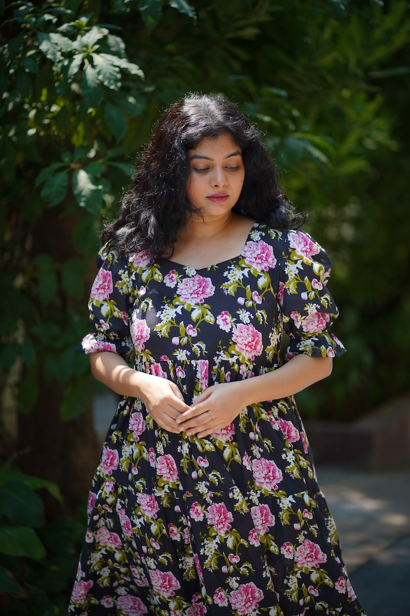 viya blackrose cotton tier dress