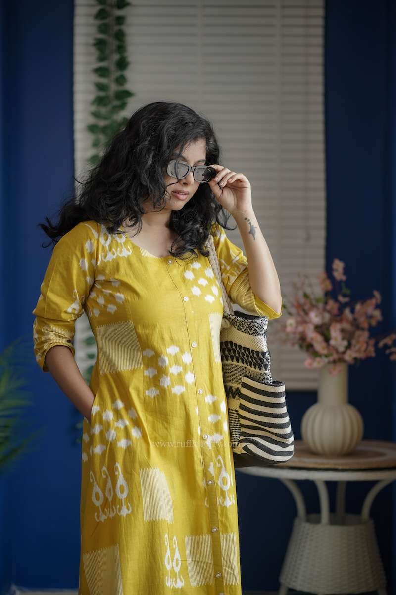 Augusta Bumble Yellow Cotton Aline Dress