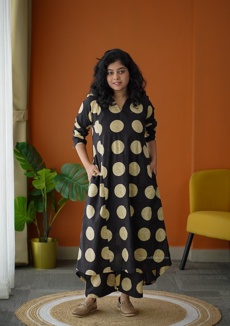 ammayi black polka co-ord set