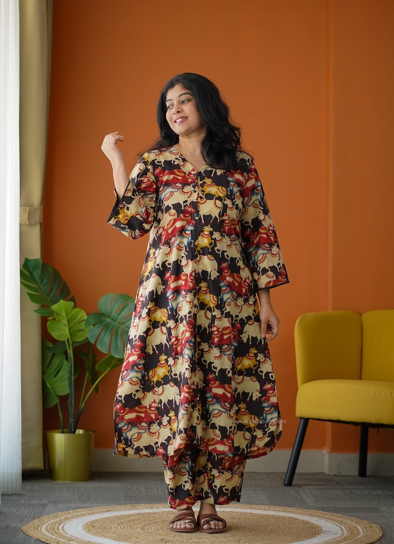 ammayi desi black co-ord set